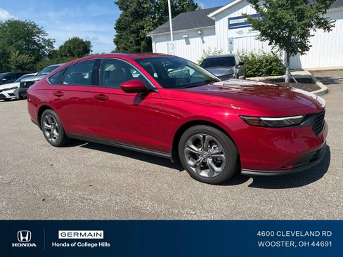 Used 2024 Honda Accord EX image 3