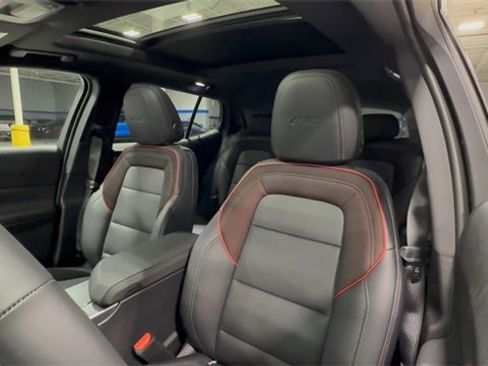 New 2026 Chevrolet Equinox EV RS image 12