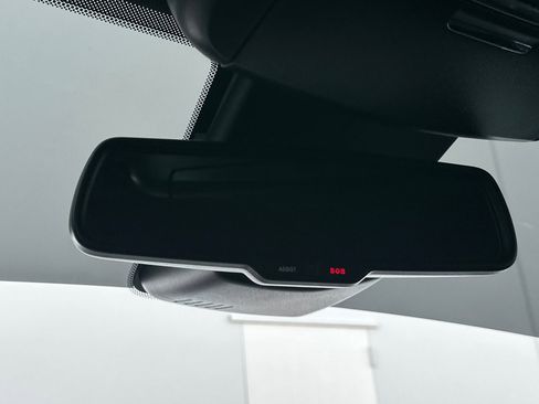 Used 2017 Dodge Charger R/T image 24