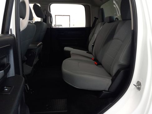 Used 2016 RAM 2500 Tradesman w/ Chrome Appearance Group AWD/4WD image 14