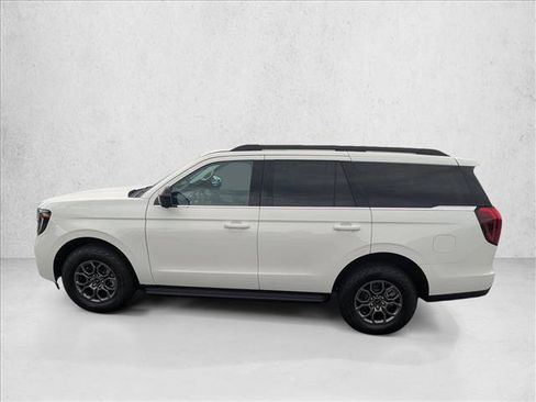 New 2027 Ford Expedition Active RWD image 5