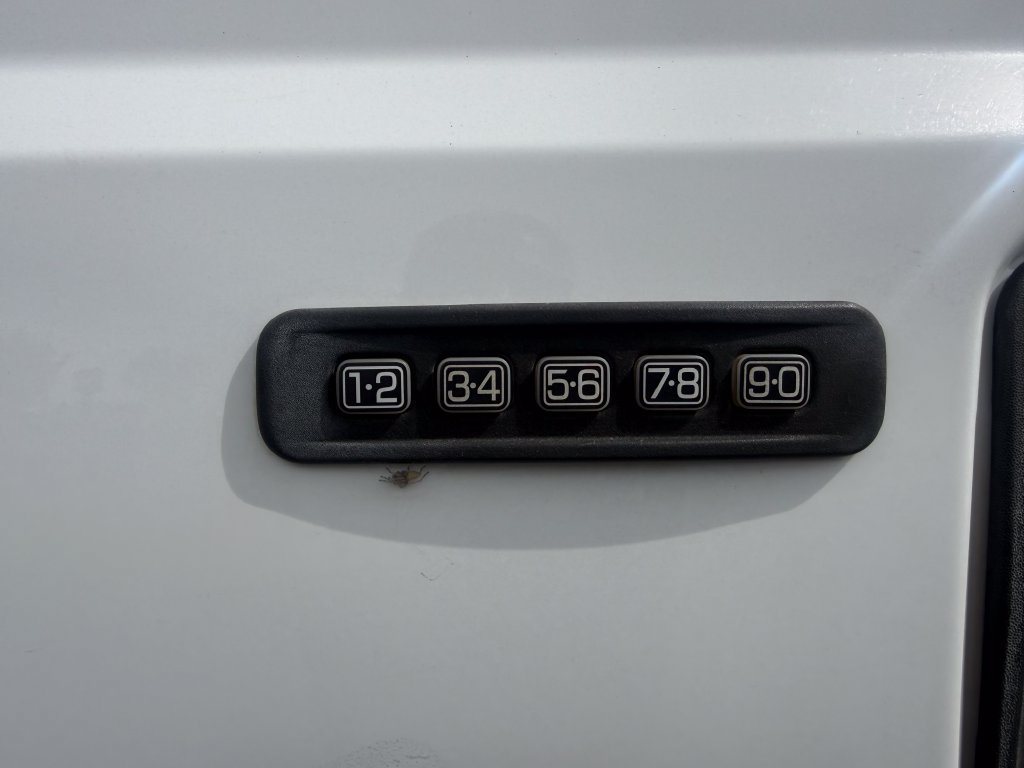 Used 2005 Ford F250 XLT AWD/4WD image 29