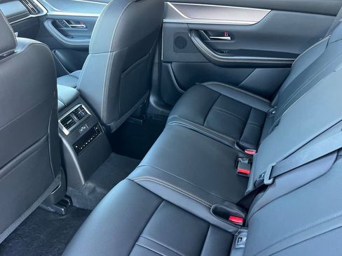 New 2026 MAZDA CX-90 3.3 Turbo w/ Preferred Package AWD/4WD image 13