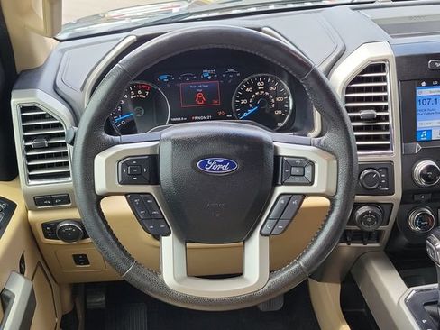 Used 2016 Ford F150 Lariat w/ Equipment Group 502A Luxury AWD/4WD image 11
