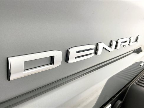 New 2026 GMC Sierra 1500 Denali image 17