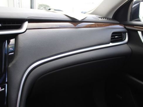 Used 2013 Cadillac XTS Premium FWD image 19