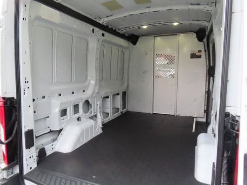 Used 2017 Ford Transit 150 130 Medium Roof RWD image 15