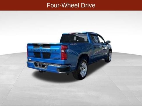 Used 2024 Chevrolet Silverado 1500 Custom w/ Rally Edition AWD/4WD image 7