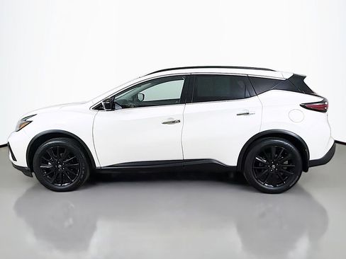 Used 2024 Nissan Murano SV w/ SV Midnight Edition Package image 11