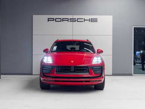 New 2026 Porsche Macan S image 10