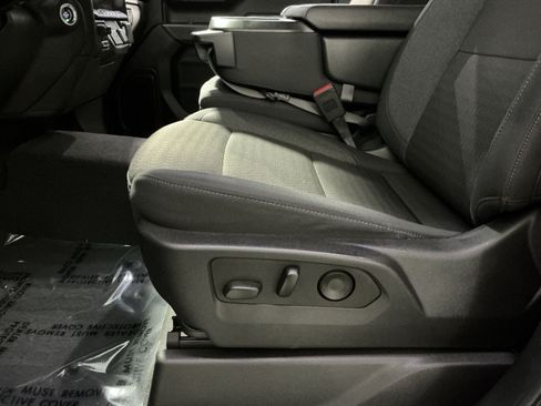 Used 2025 Chevrolet Silverado 1500 Custom w/ LPO, Dark Essentials Package AWD/4WD image 15