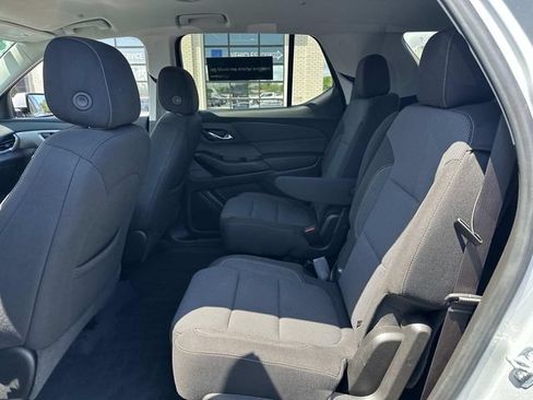 Used 2020 Chevrolet Traverse LT FWD image 20