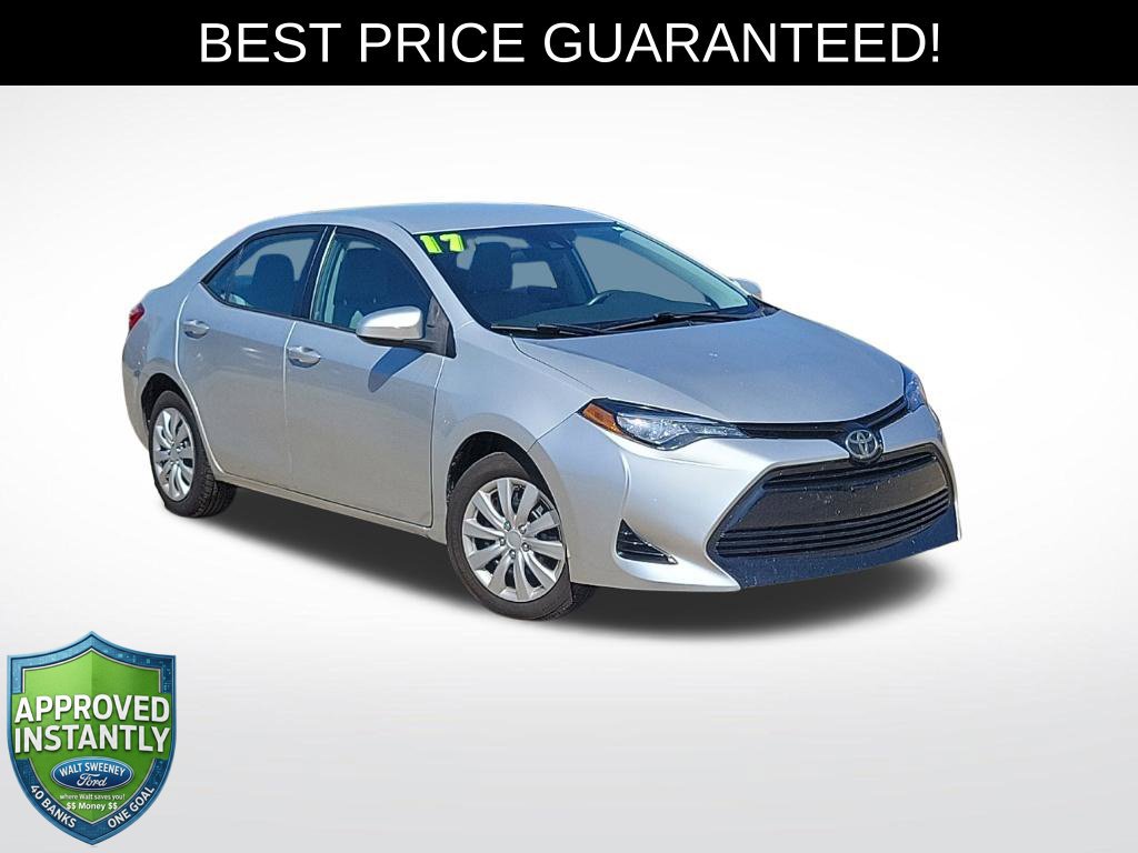 Used 2017 Toyota Corolla LE FWD image 1