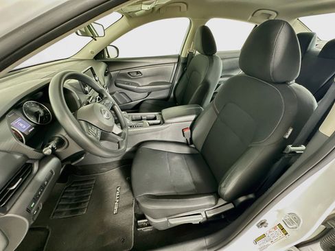 Used 2025 Nissan Sentra S FWD image 13