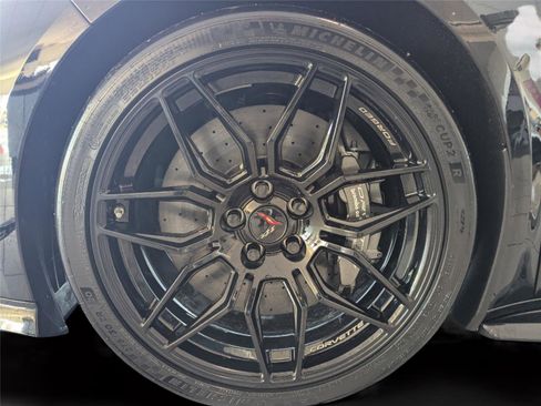 New 2026 Chevrolet Corvette Z06 w/ Z07 Performance Package RWD image 14