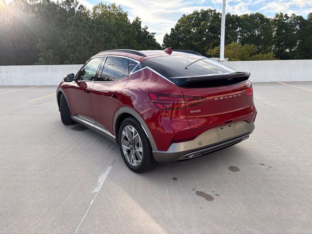 Used 2024 Genesis GV60 RWD image 2