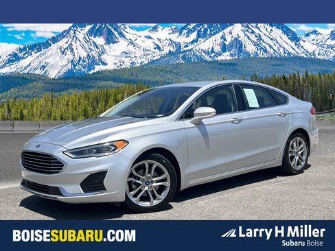 Used 2019 Ford Fusion SEL FWD image 1