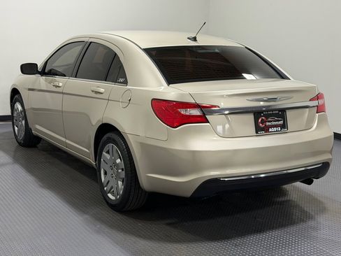Used 2014 Chrysler 200 LX image 7
