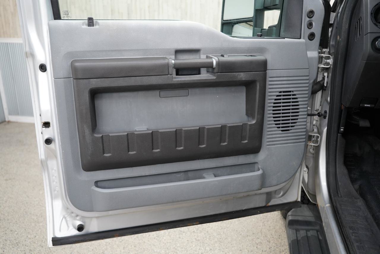 Used 2014 Ford F250 XL w/ Power Equipment Group AWD/4WD image 23