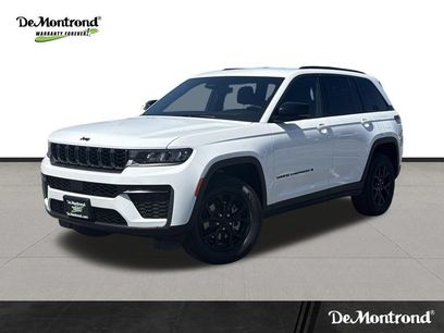 New 2026 Jeep Grand Cherokee Altitude