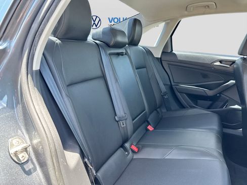 Used 2020 Volkswagen Jetta SE w/ SE Cold Weather Package FWD image 26