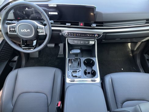 New 2026 Kia Carnival SX Prestige image 3