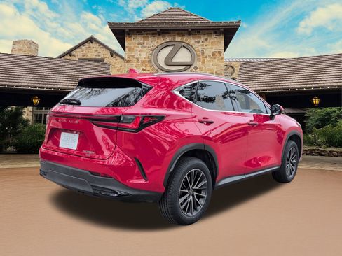 Used 2024 Lexus NX 300h AWD w/ Luxury Package image 2