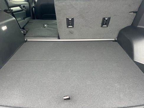 New 2026 GMC Terrain AT4 w/ Technology Package II AWD/4WD image 12