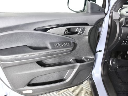 Certified 2022 Honda Passport Elite image 37