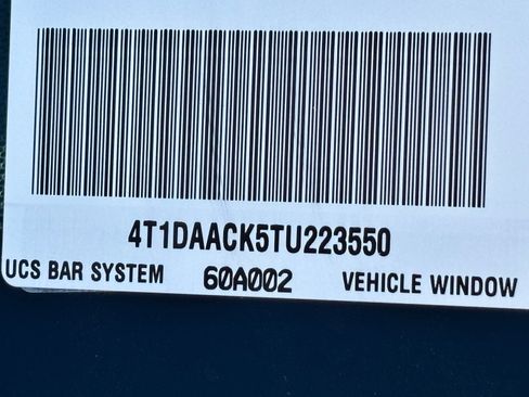 Used 2026 Toyota Camry XLE image 31