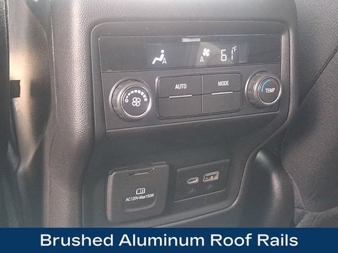 Used 2023 GMC Acadia SLE w/ Driver Convenience Package AWD/4WD image 23