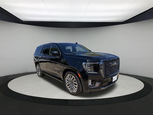 Used 2023 GMC Yukon Denali Ultimate AWD/4WD image 1