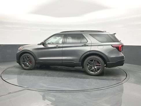 New 2026 Ford Explorer ST image 28