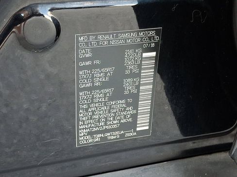 Used 2018 Nissan Rogue SV AWD/4WD image 25