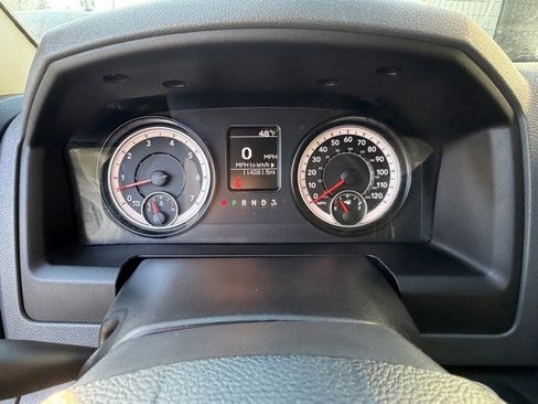 Used 2016 RAM 1500 Express image 16