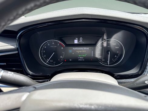 Used 2024 Cadillac XT6 Premium Luxury FWD image 16