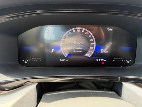 Used 2024 Volkswagen Taos S FWD image 30