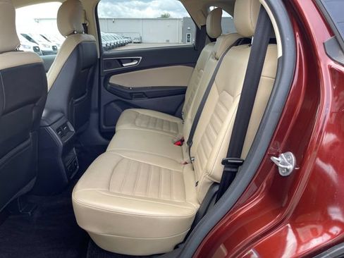 Used 2016 Ford Edge SEL w/ Equipment Group 201A AWD/4WD image 20