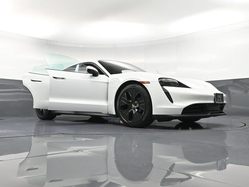 Certified 2022 Porsche Taycan RWD image 36