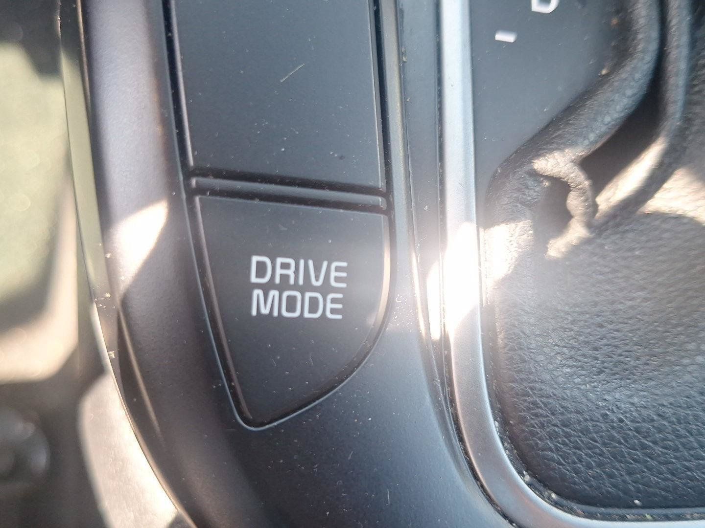 Used 2023 Kia Soul LX w/ LX Technology Package FWD image 30