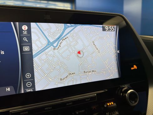 Used 2021 Toyota Highlander Platinum image 21