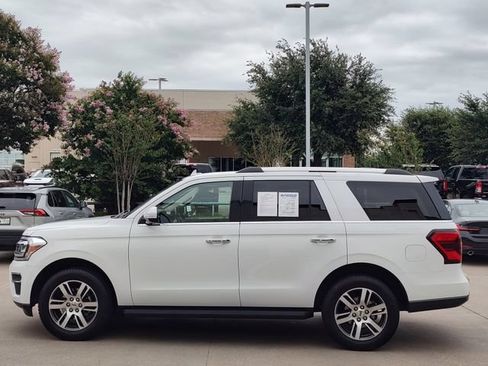 Used 2024 Ford Expedition Limited AWD/4WD image 6