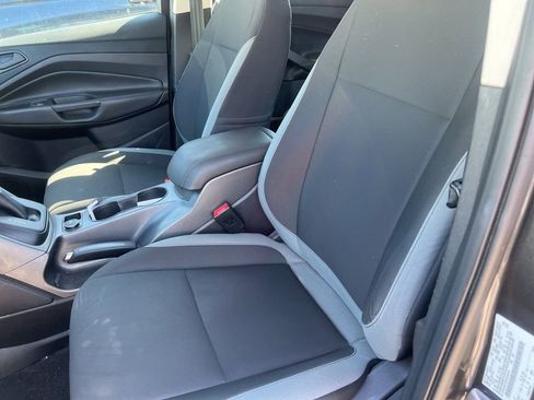 Used 2016 Ford Escape S image 4