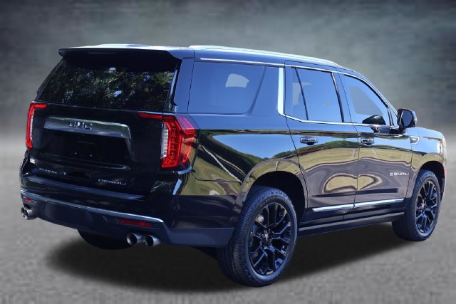 Used 2023 GMC Yukon Denali AWD/4WD image 3