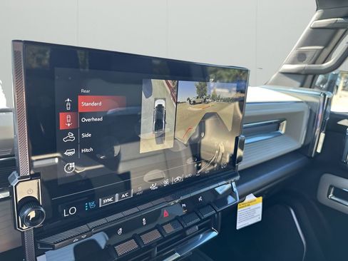 New 2026 GMC Hummer EV 4x4 Crew Cab image 38