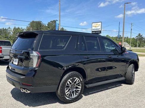 New 2026 Chevrolet Tahoe Z71 w/ Z71 Off-Road Package AWD/4WD image 9
