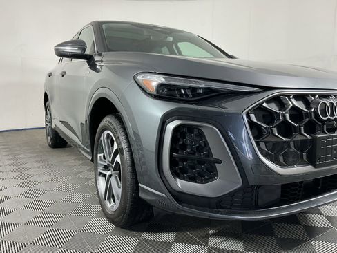 Used 2025 Audi Q5 Premium Plus w/ Premium Plus image 3