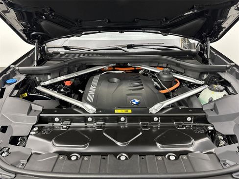 New 2026 BMW X5 xDrive50e AWD/4WD image 17