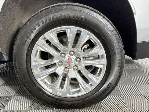 Used 2025 GMC Yukon Denali AWD/4WD image 35