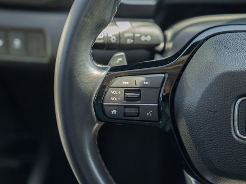 Used 2024 Honda Pilot Touring image 31